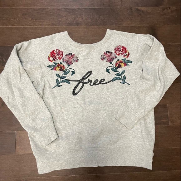 Aritzia’s - Wilfred Free Floral Embroidered Sweatshirt Women’s XS - Picture 1 of 9